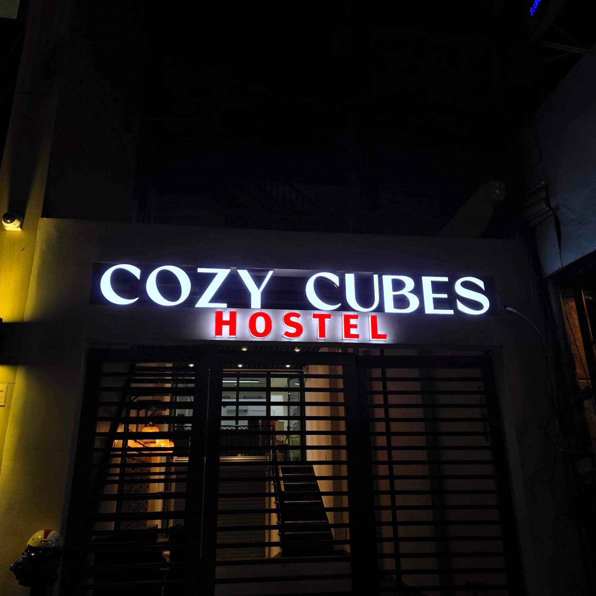 Cozy Cubes 3* Ho Chi Minh City